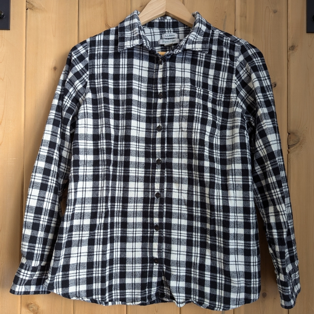 Cozy & Classic L.L. Bean Flannel Plaid Overshirt